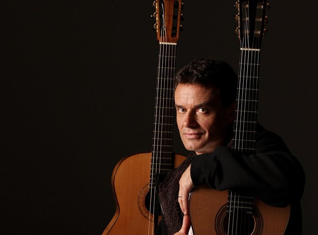 Craig Ogden guitarist